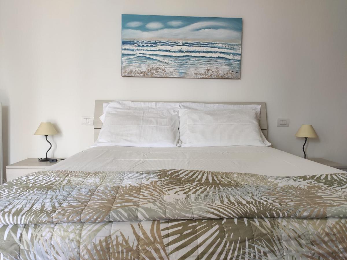 Sara Holiday Rentals Бардоліно Екстер'єр фото