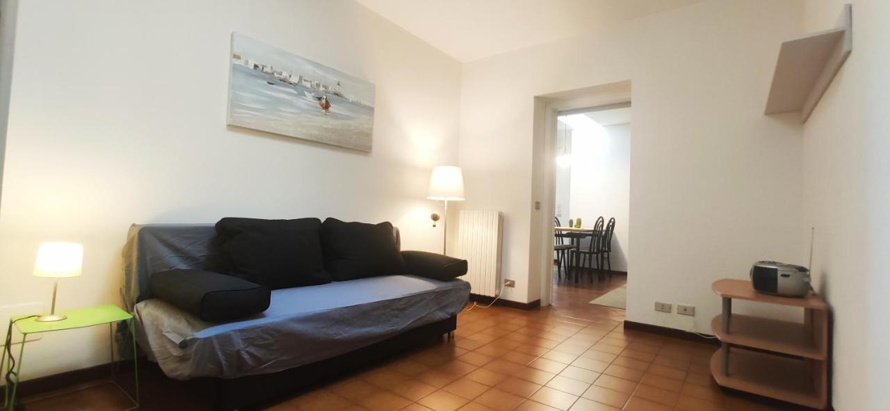 Sara Holiday Rentals Бардоліно Екстер'єр фото