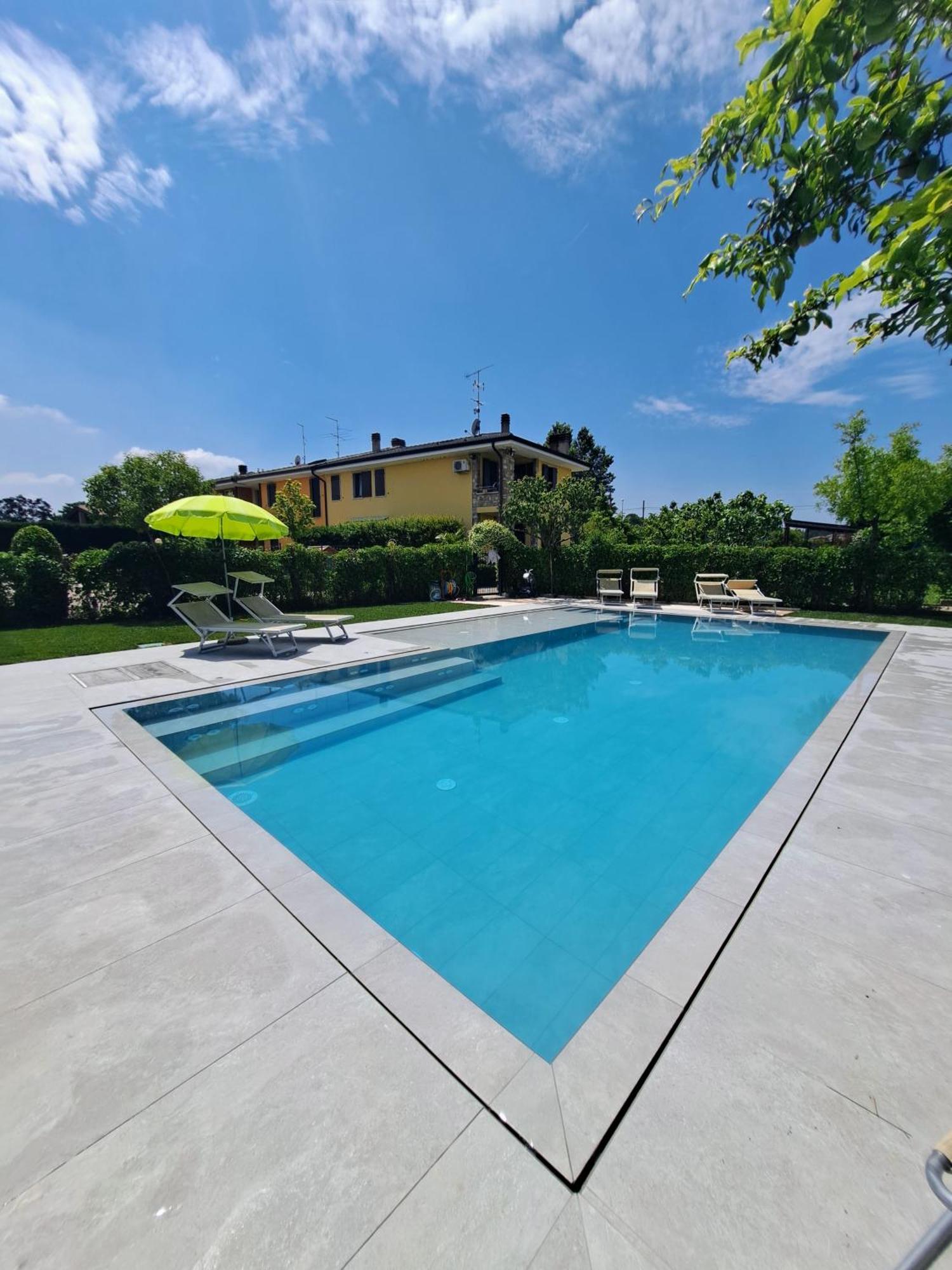 Sara Holiday Rentals Бардоліно Екстер'єр фото
